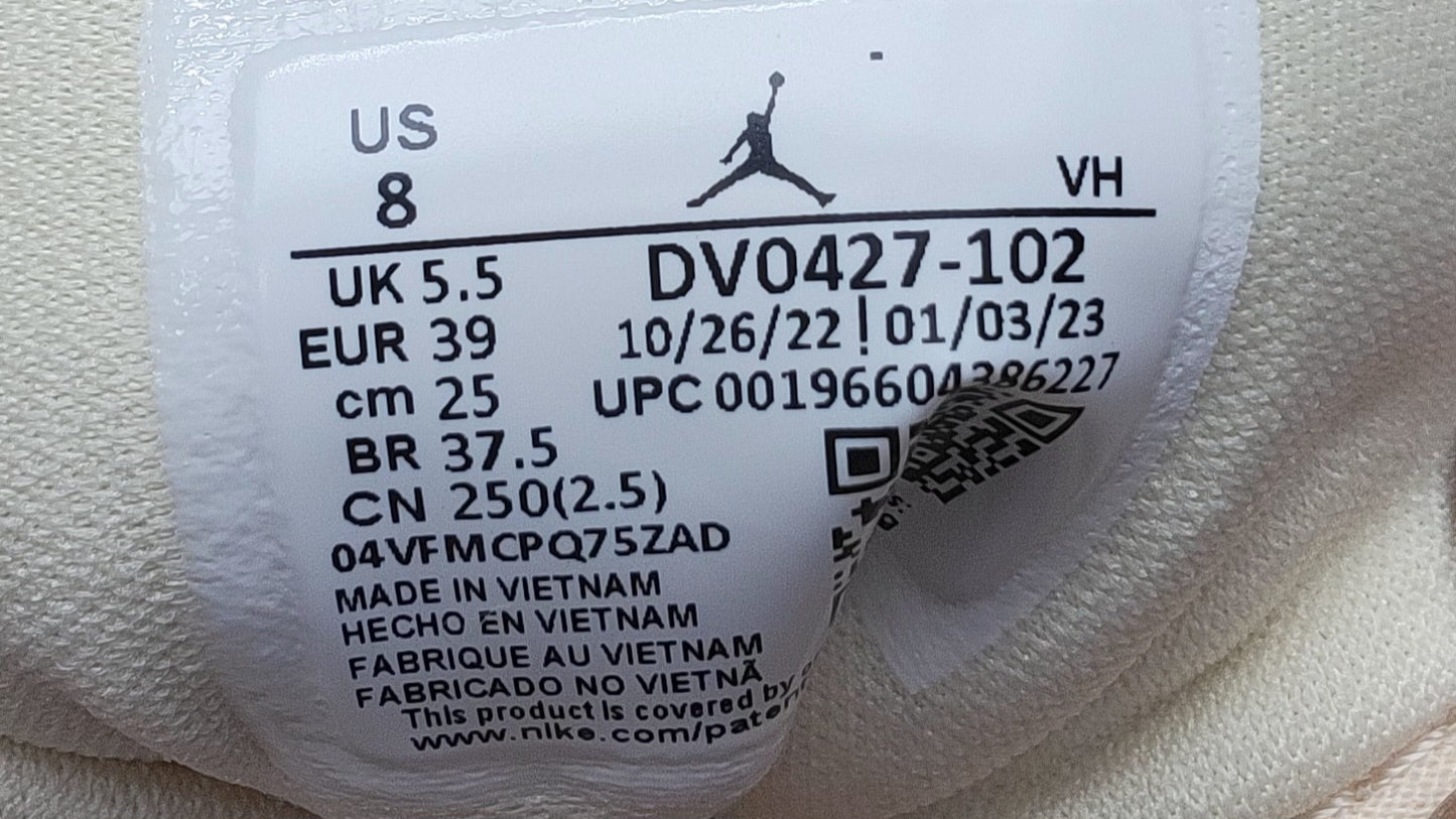 Wmns Air Jordan 1 Mid SE 'Muslin Canvas'